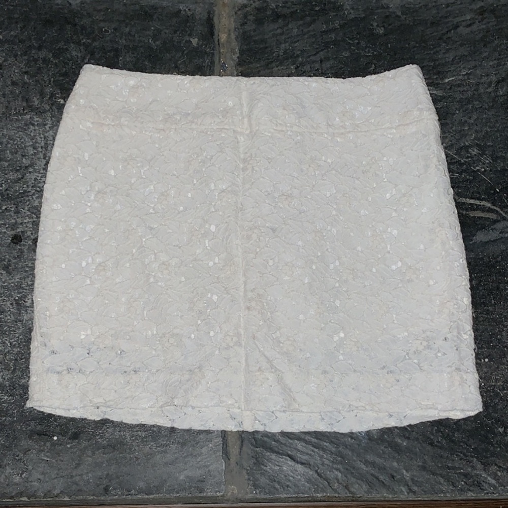Forever 21 Lacey mini skirt